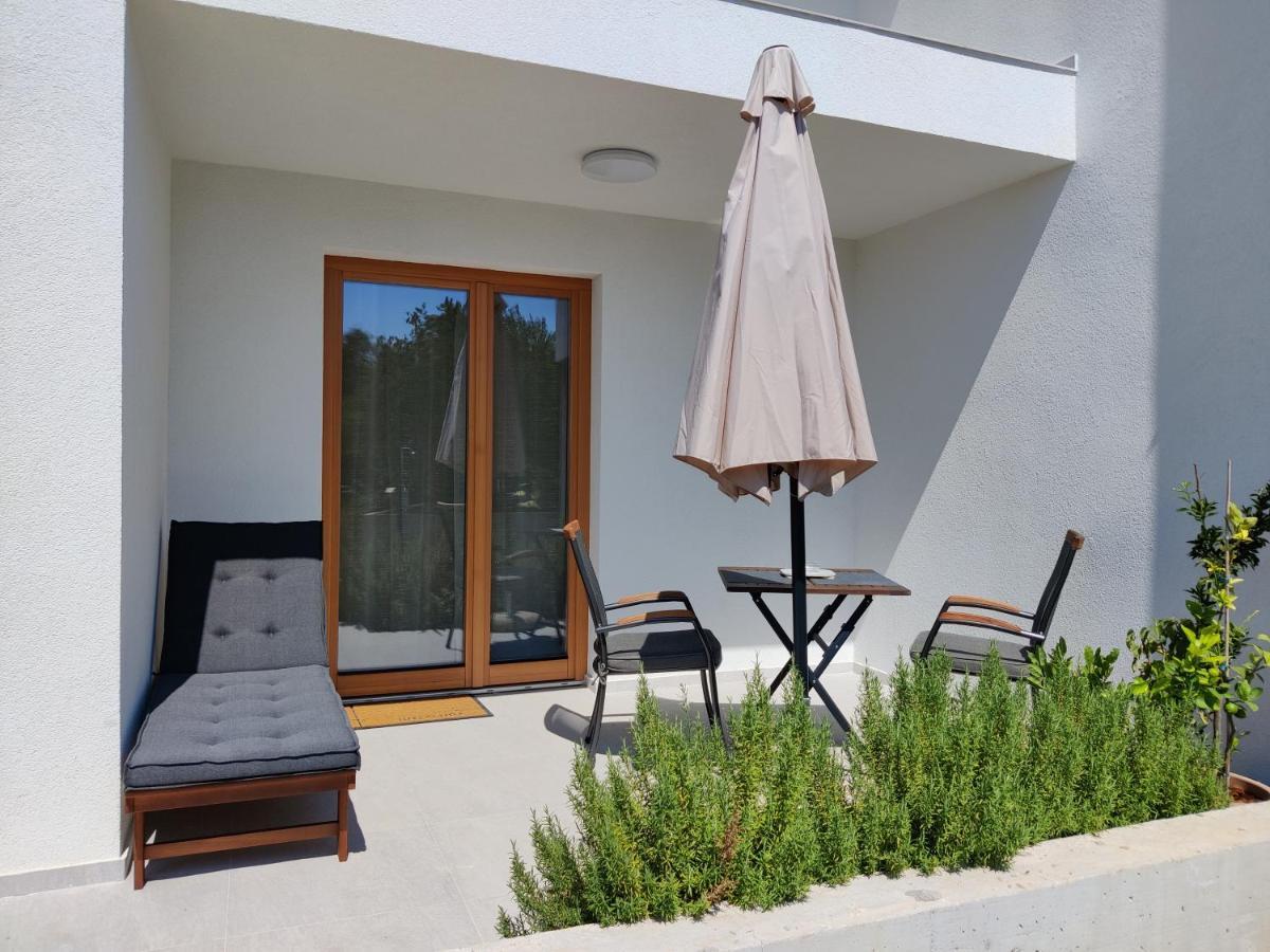 Apartments Grape Pirovac Zewnętrze zdjęcie