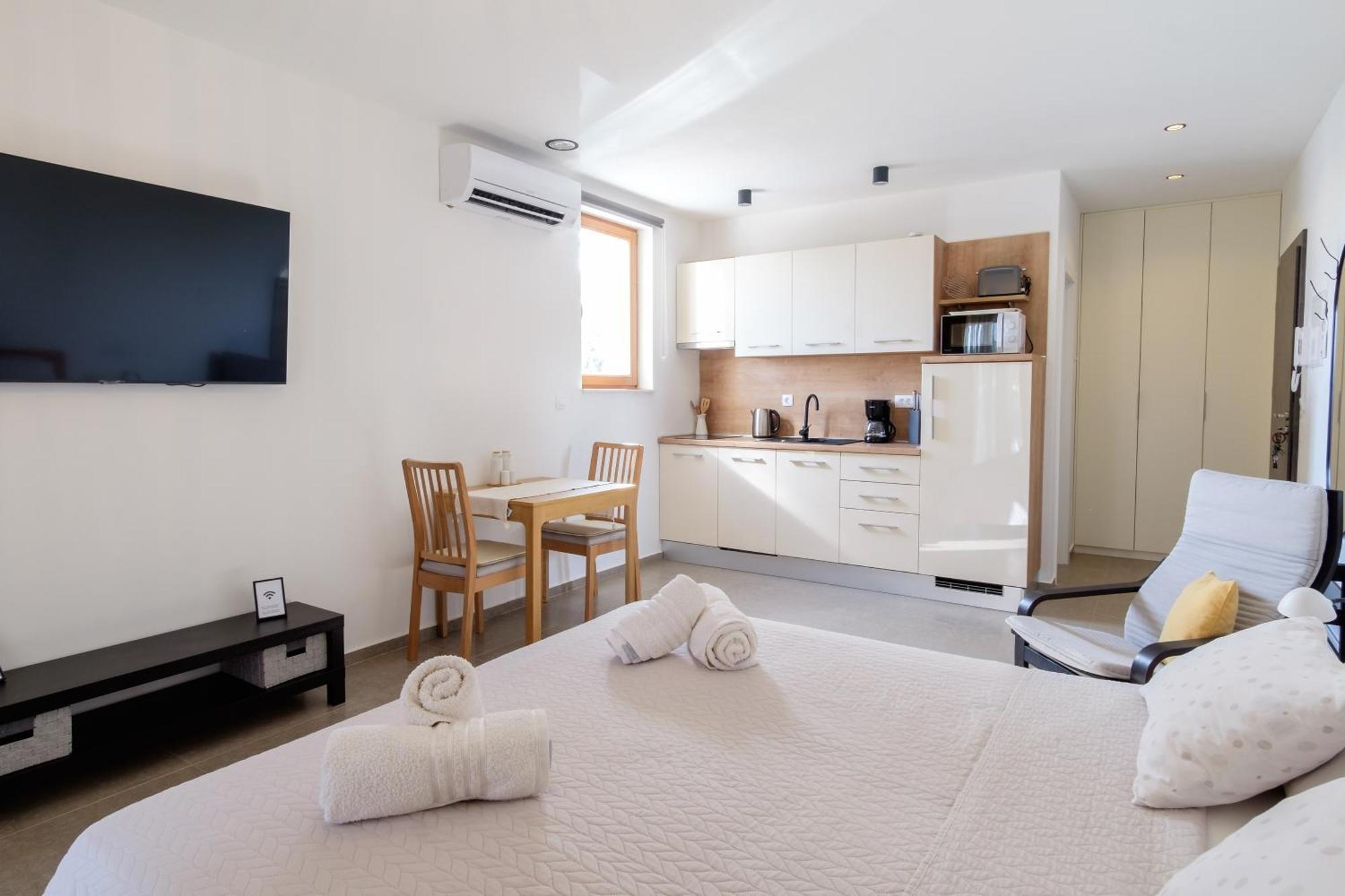 Apartments Grape Pirovac Zewnętrze zdjęcie
