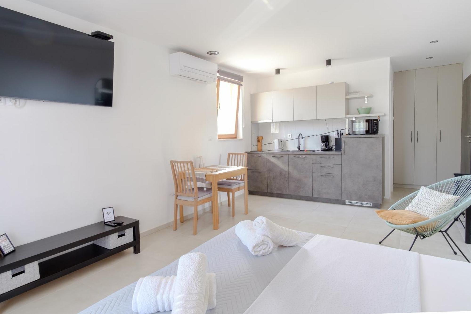 Apartments Grape Pirovac Zewnętrze zdjęcie